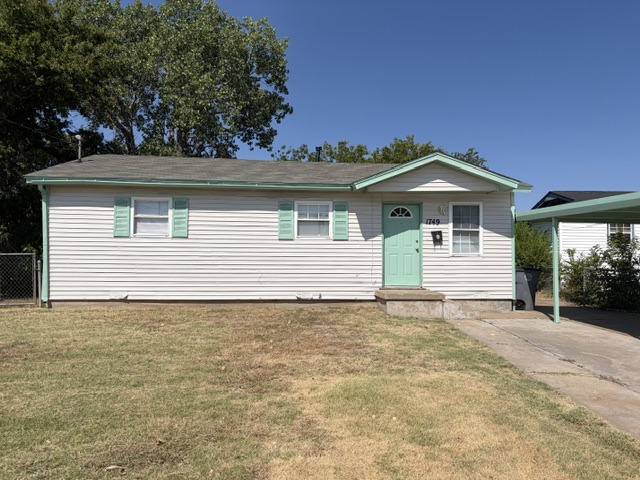 1749 Southwest 12th Street